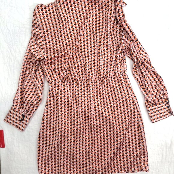 H&M Geometric Print Colorful Wrap Dress Size Medium - Picture 4 of 4